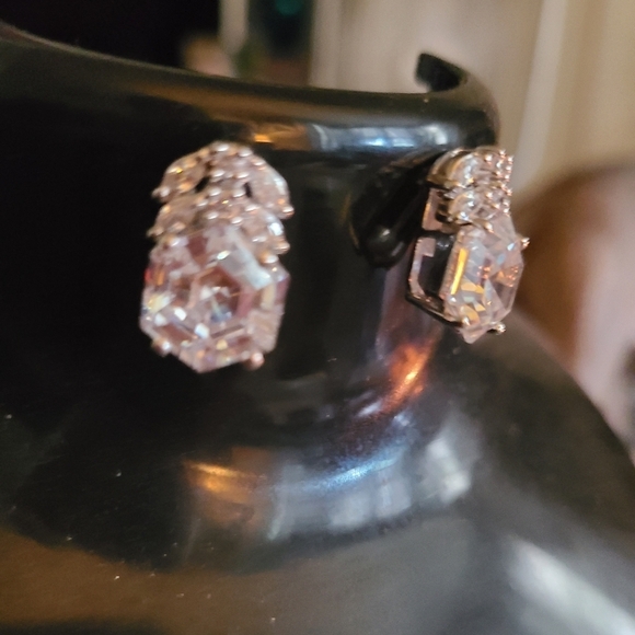 925 Sterling Silver Jewelry - HP🔥🔥Sterling silver earrings, 925, new